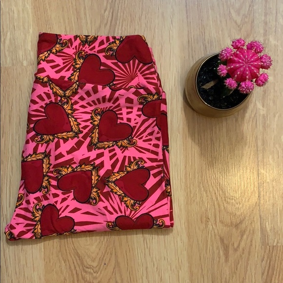 LULAROE | Soft Heart Printed Leggings - Picture 1 of 6